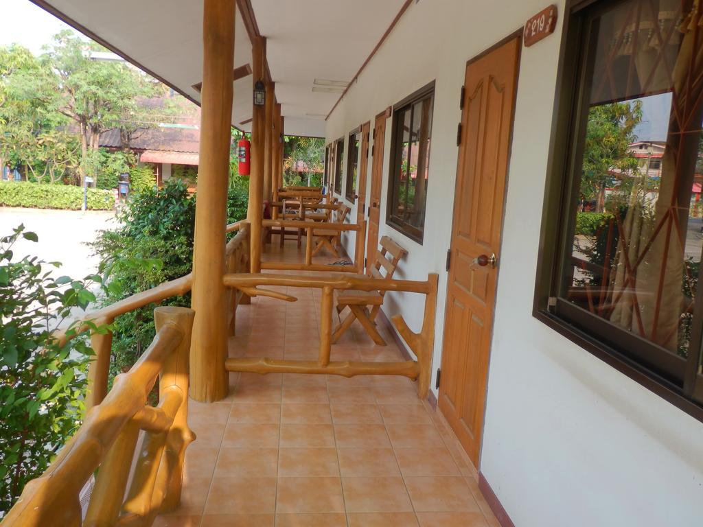 Mg Guesthouse Sukhothai Exteriör bild