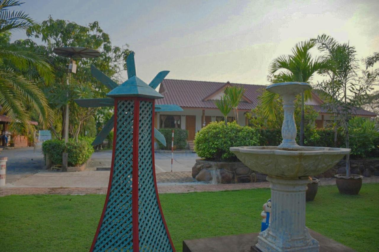 Mg Guesthouse Sukhothai Exteriör bild