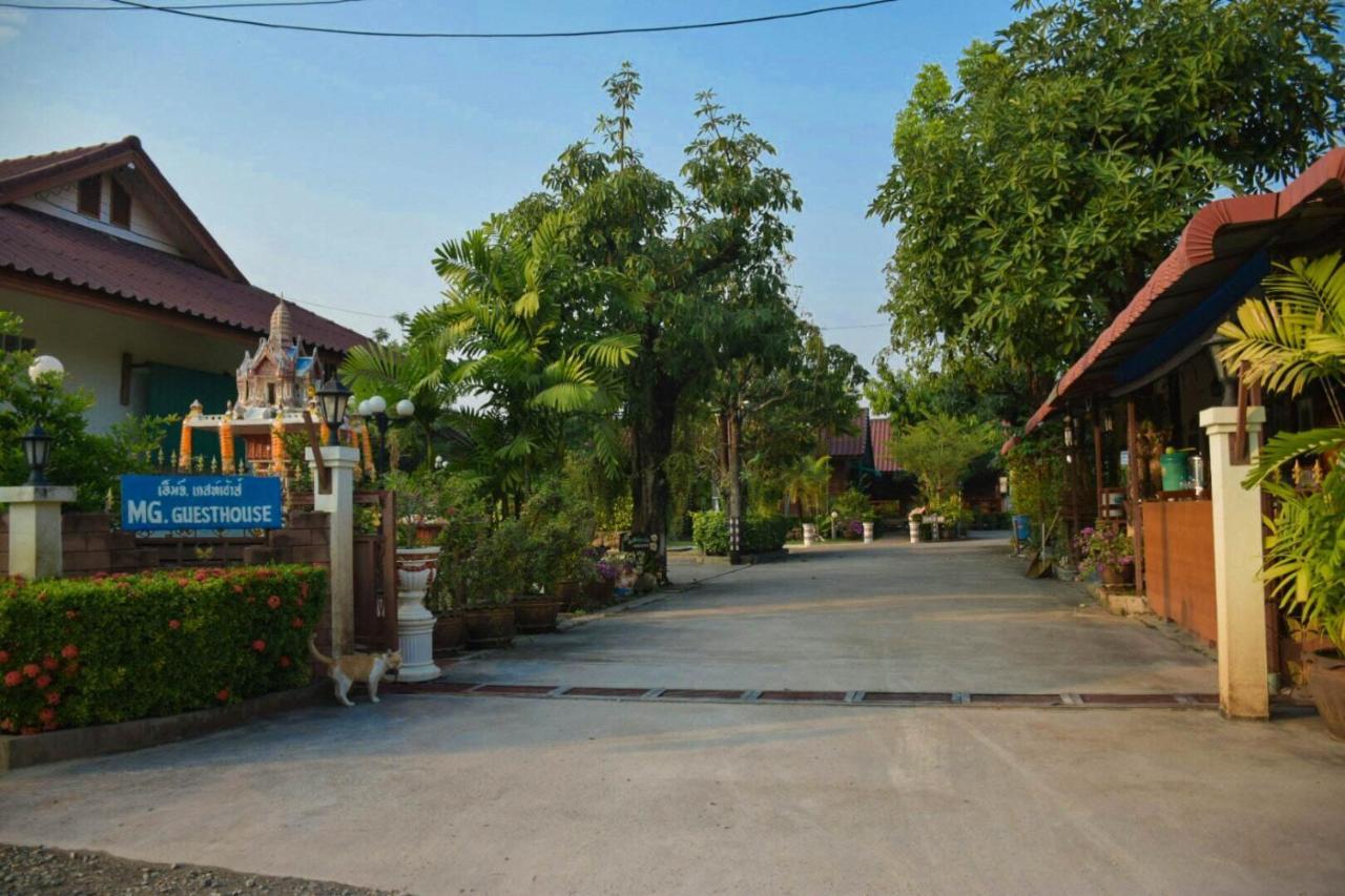 Mg Guesthouse Sukhothai Exteriör bild