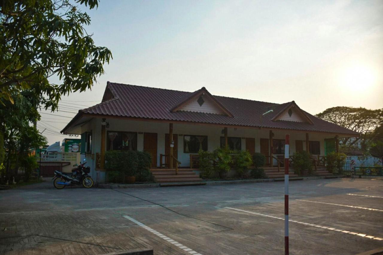 Mg Guesthouse Sukhothai Exteriör bild