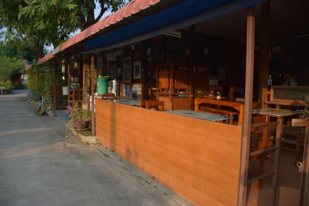 Mg Guesthouse Sukhothai Exteriör bild